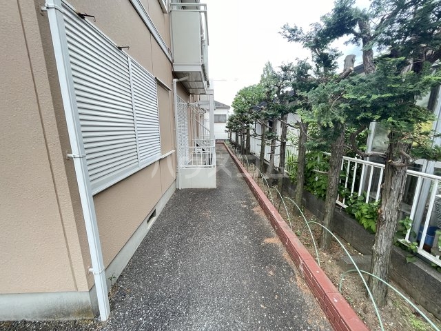 2/5 エントランス