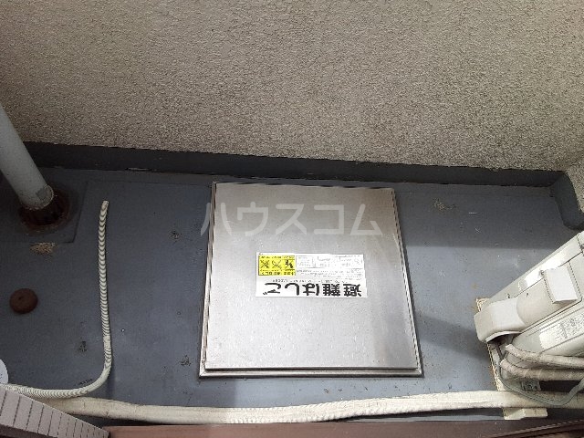 13/30 バルコニー