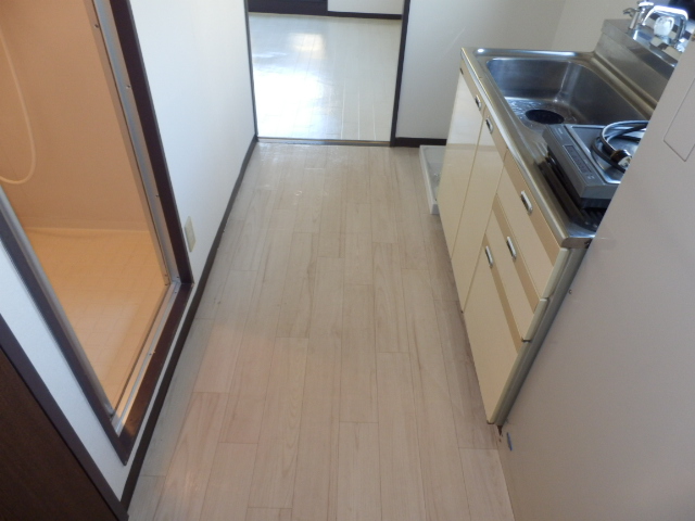 22/26 エントランス