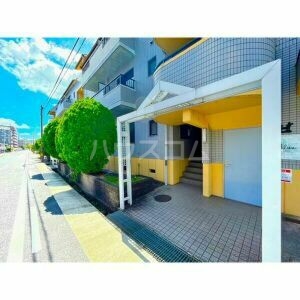 14/21 エントランス