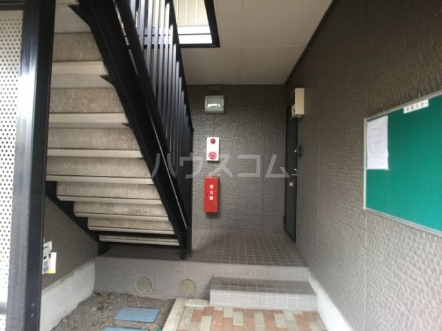 16/26 エントランス