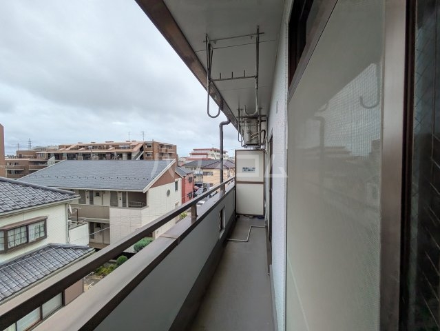 21/30 バルコニー