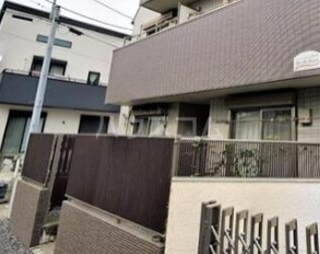 14/23 エントランス