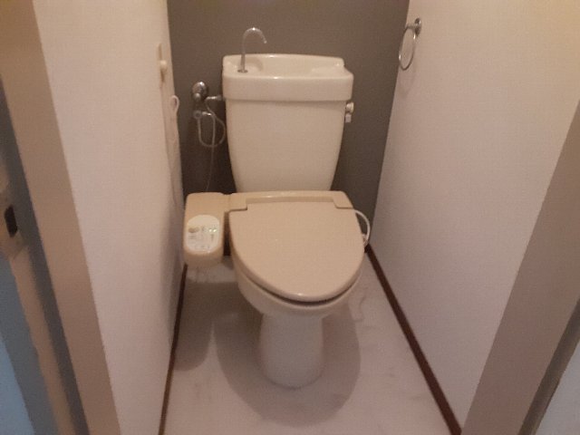 18/30 トイレ
