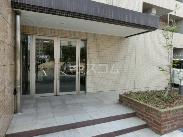 3/10 エントランス