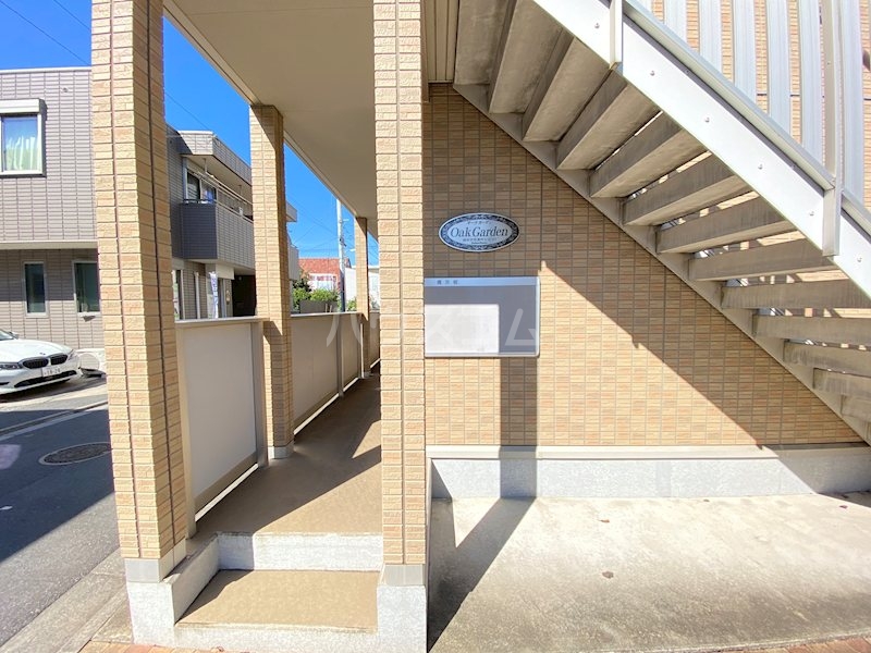 15/22 エントランス