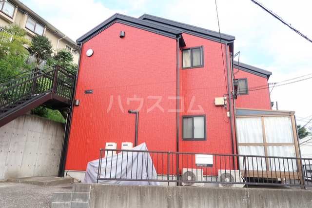 21/30 エントランス