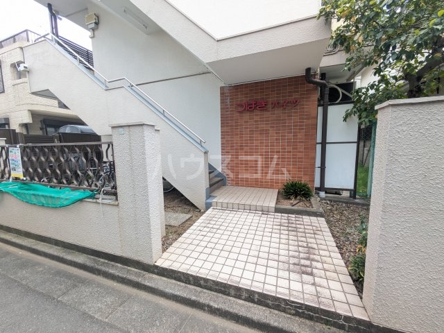 25/30 エントランス