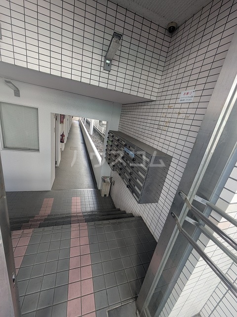 19/26 エントランス