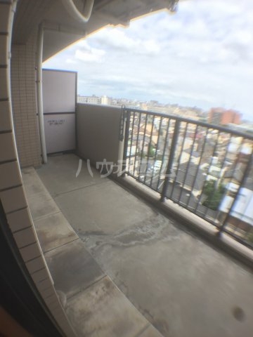 21/30 バルコニー