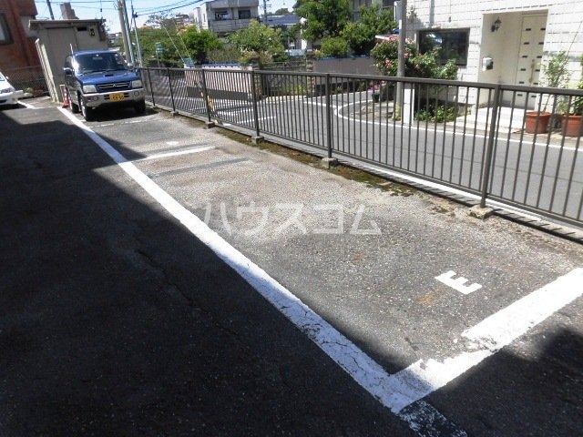18/26 駐車場