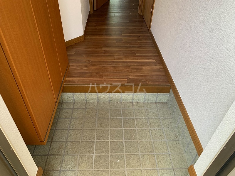 14/30 玄関