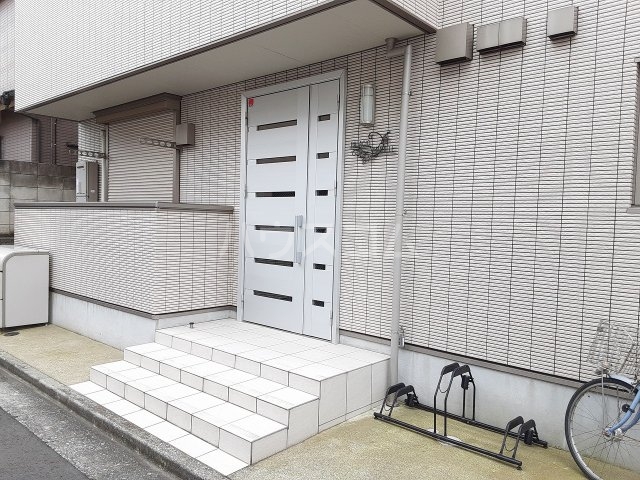 29/30 エントランス