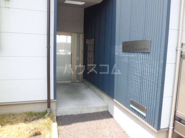 22/25 エントランス