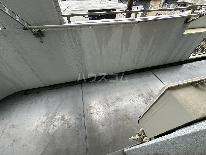 19/30 バルコニー