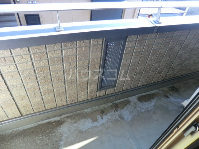 18/30 バルコニー