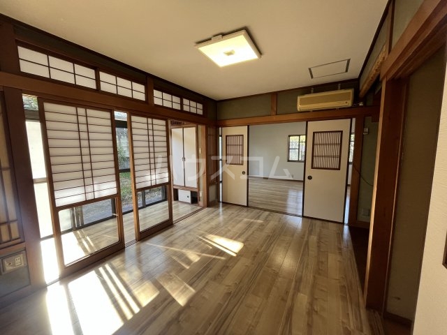 室内