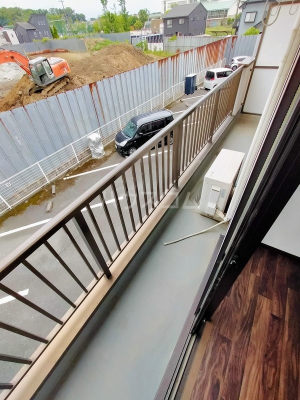 23/30 バルコニー