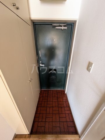 14/30 玄関