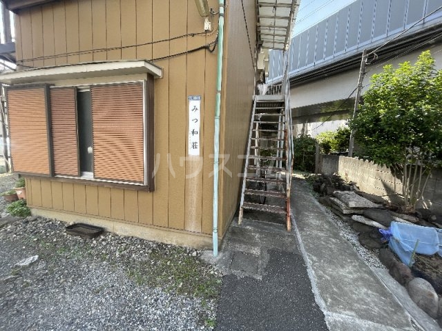 21/28 エントランス