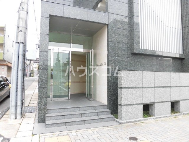 22/30 エントランス