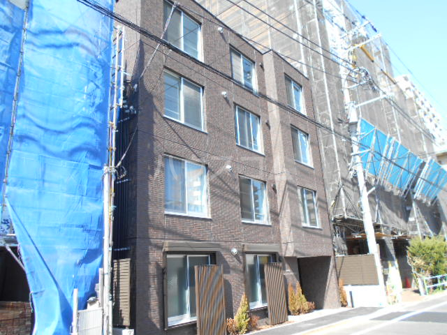2/30 外観