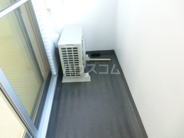 21/30 バルコニー