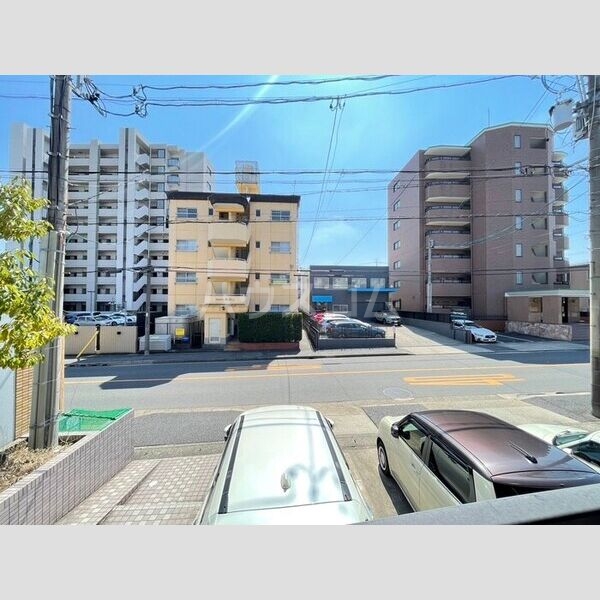 15/23 駐車場