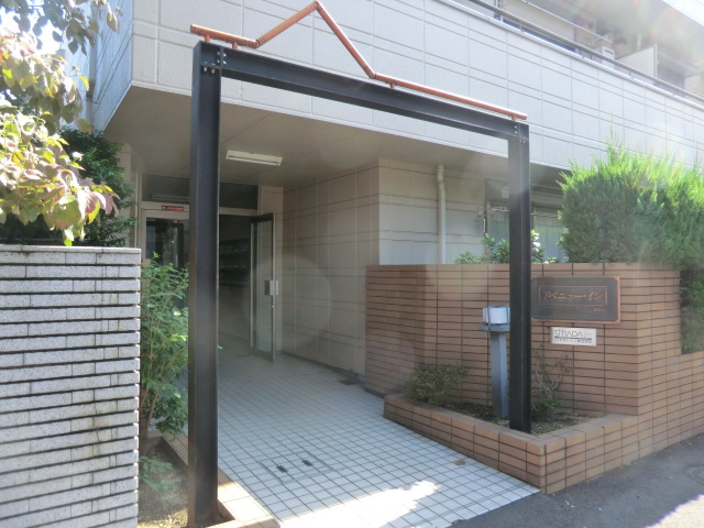 3/10 エントランス