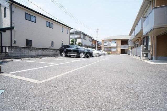 2/11 駐車場