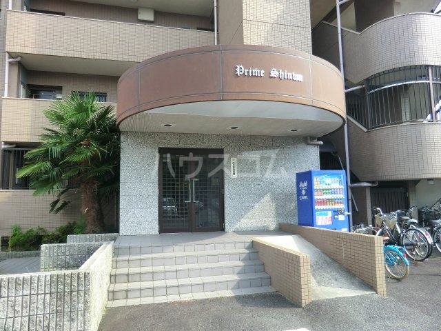 2/11 エントランス