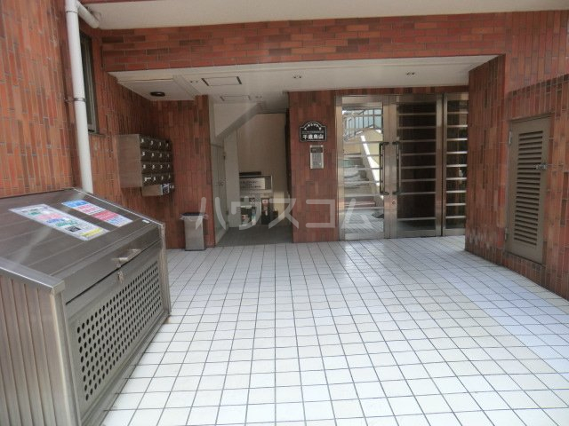 2/10 エントランス