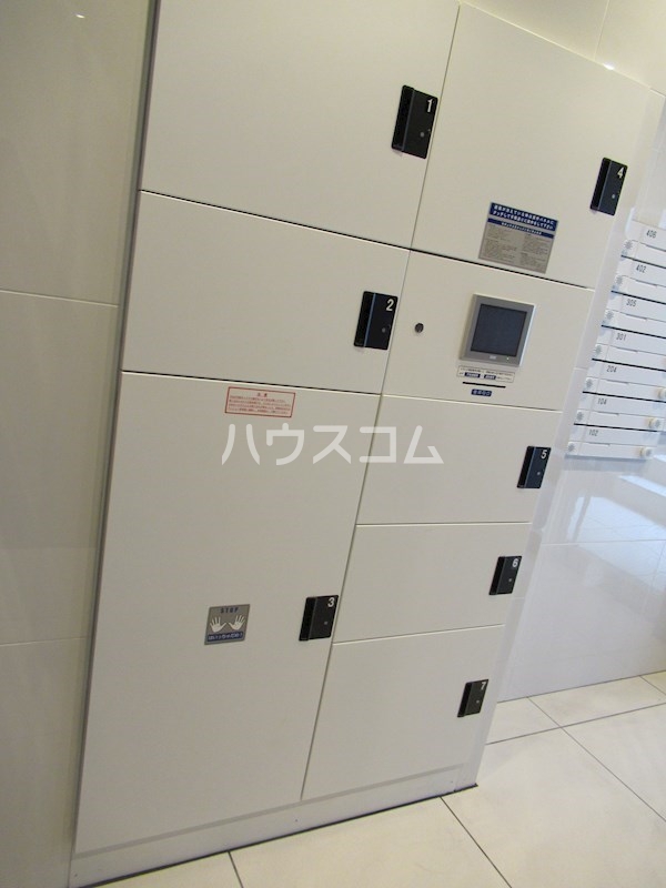 14/21 エントランス