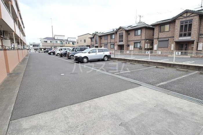 15/25 駐車場