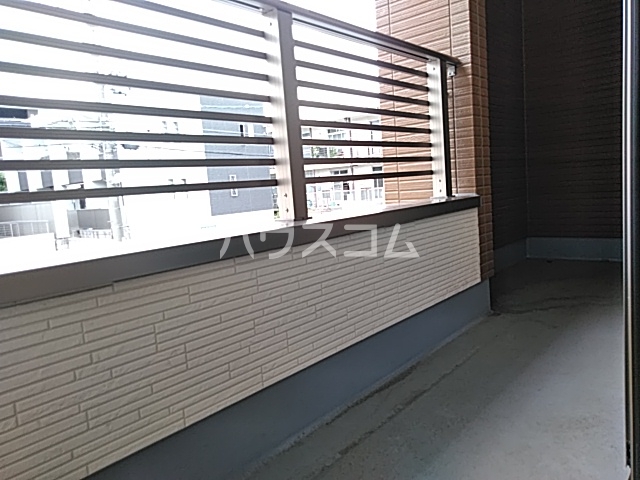 20/30 バルコニー