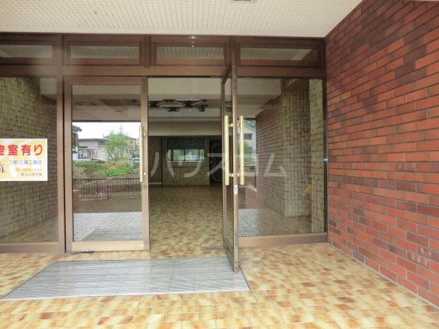 24/26 エントランス