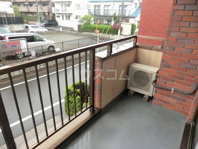 19/26 バルコニー