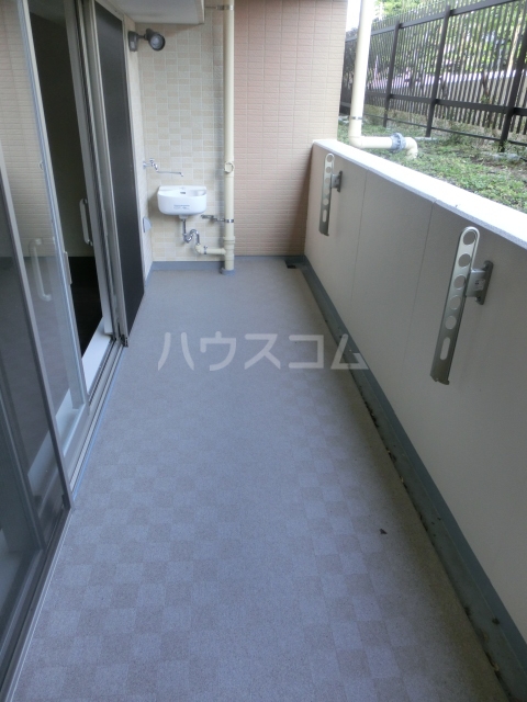 15/27 バルコニー
