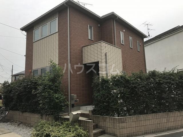 23/30 エントランス