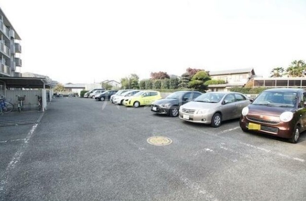 19/20 駐車場