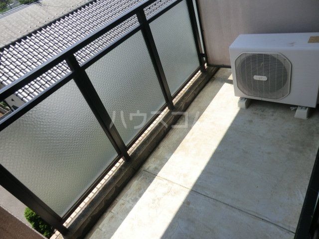 16/27 バルコニー