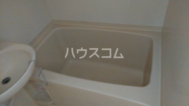 13/25 浴室
