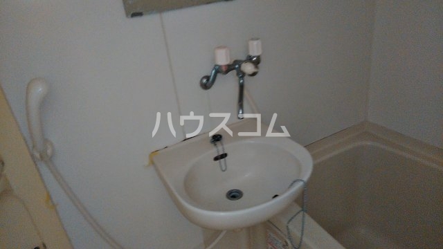 16/25 洗面