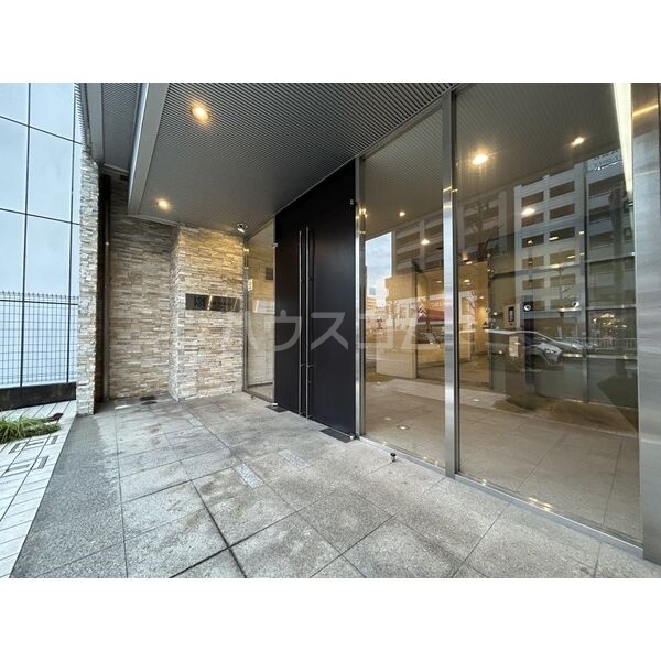 6/11 エントランス