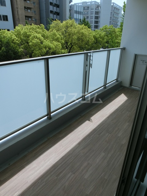 19/30 バルコニー