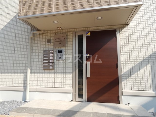2/3 エントランス