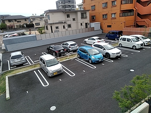17/24 駐車場