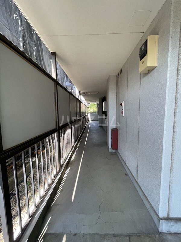 16/26 エントランス