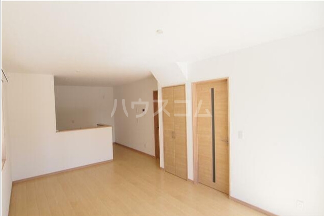 3/4 リビング/ダイニング