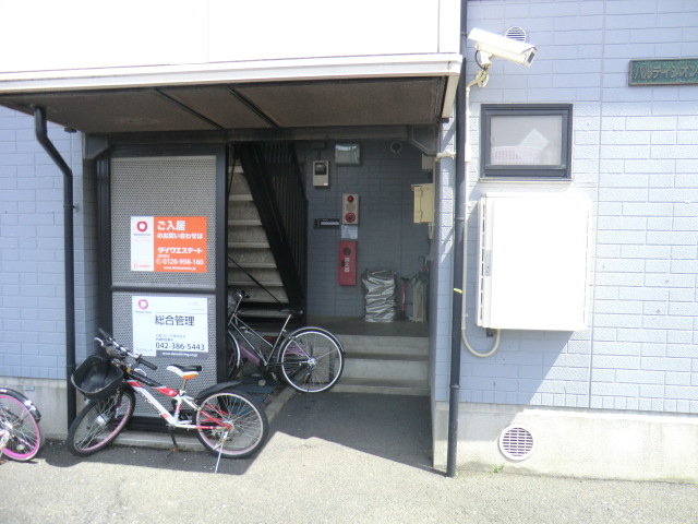 2/3 エントランス